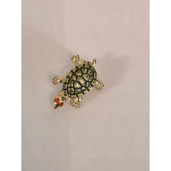 Turtle Animal Brooch Pin With Red Gem Eyes Gold-Plated & Green Enamel - Picture 2 of 4